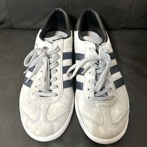 Like New! Adidas Hamburg Size US 7.